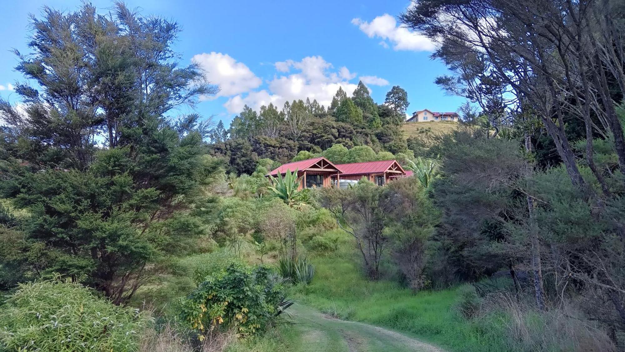 Gasthaus The Hideout Mangawhai Exterior foto